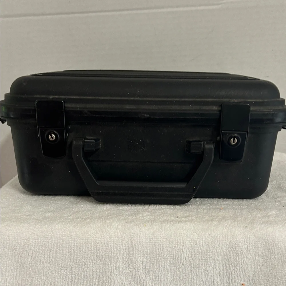 R-86S Super Video Camera - Black Not tested With Accessories